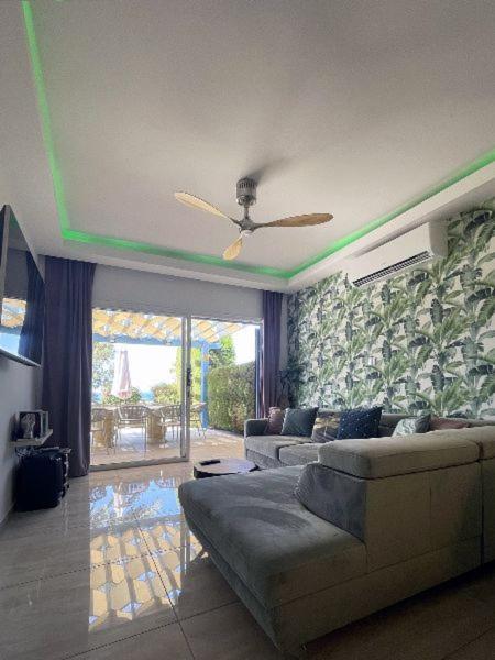 Timeless Cyprus Apartment Paphos Bagian luar foto