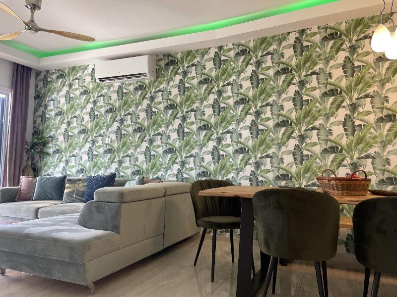 Timeless Cyprus Apartment Paphos Bagian luar foto